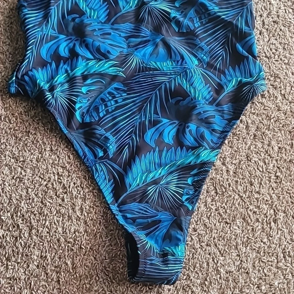 NWT Relleciga blue leaf high cut cheeky pads one piece swimsuit size L